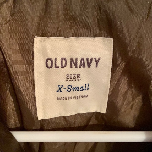 NWT Old Navy Puffer Vest Sz XS - Picture 6 of 8